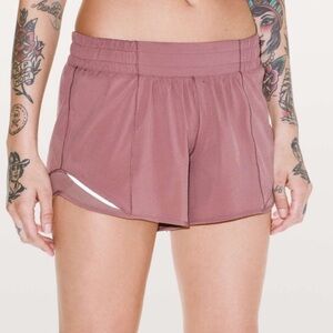 Lululemon mauve Hotty hot shorts 4 tall